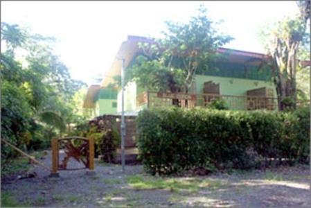 فندق Blue Conga Puerto Viejo de Talamanca المظهر الخارجي الصورة